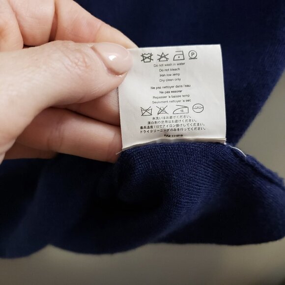 Michael Kors * Navy Cashmere V-Neck Sweater * Sz M - Picture 9 of 11